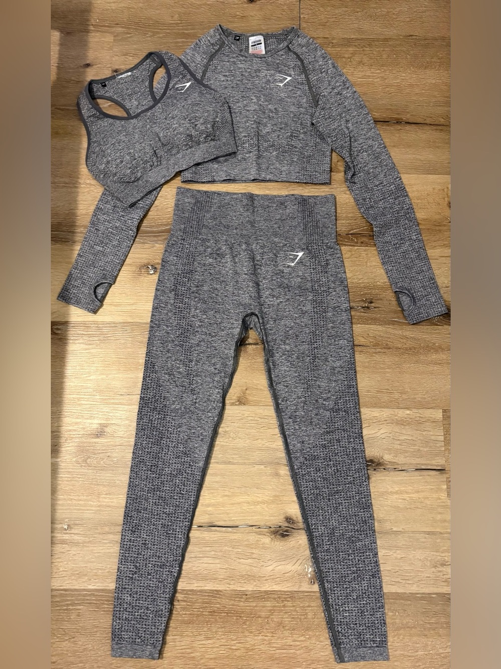 Gymshark *3 Pc Set* Vital Seamless 2.0 Long Sleeve Crop, Leggings, & Bra in Gray